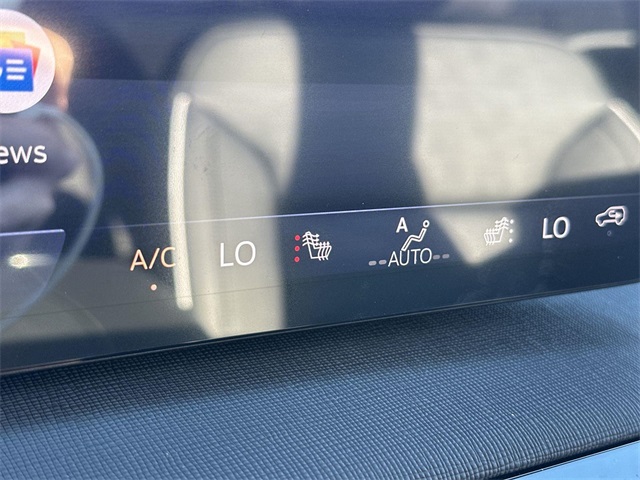 2026 Buick Enclave Sport Touring Image 26 of 30