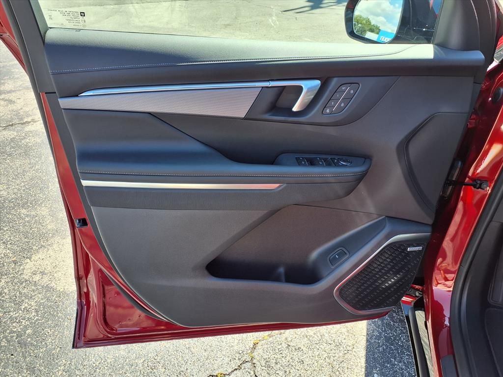 2026 Buick Enclave Sport Touring Image 14 of 16