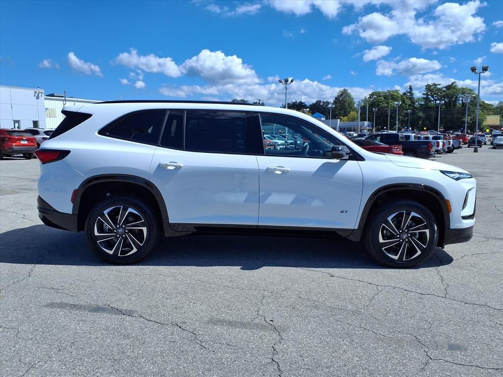 2026 Buick Enclave Sport Touring Image 3 of 16