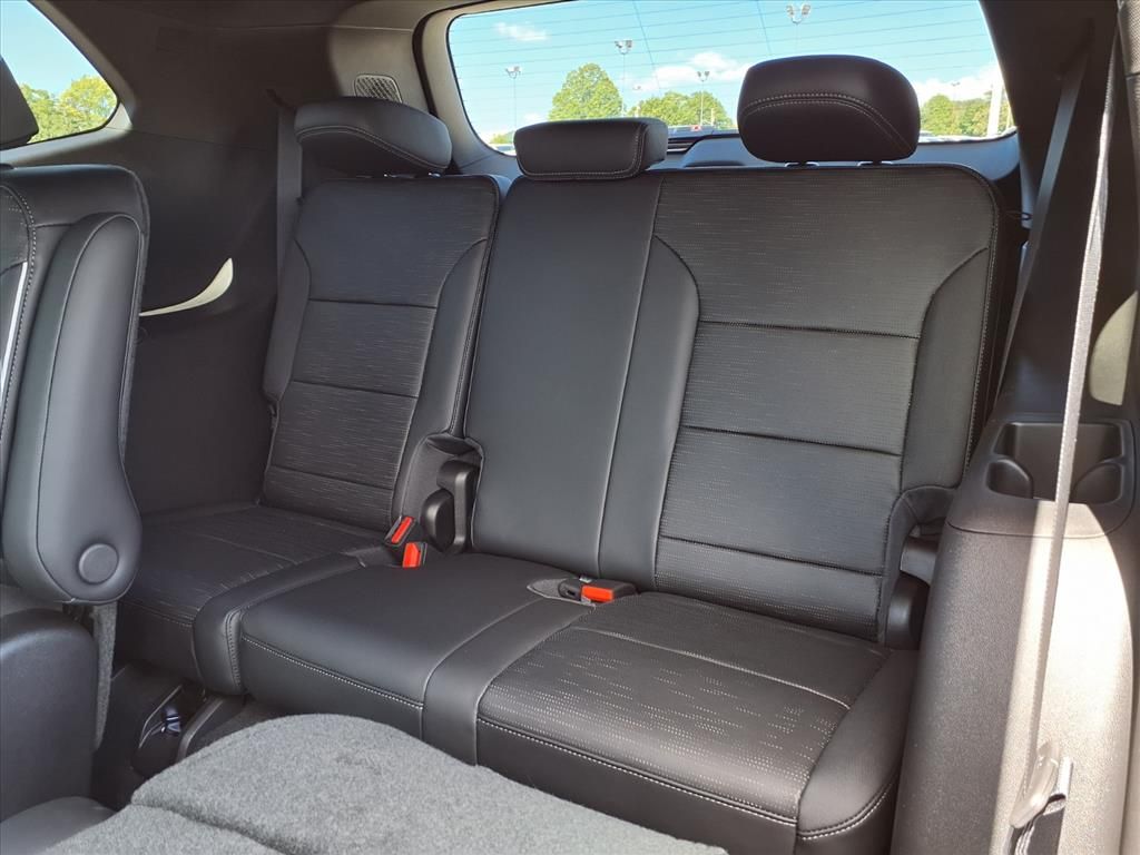 2026 Buick Enclave Sport Touring Image 5 of 16