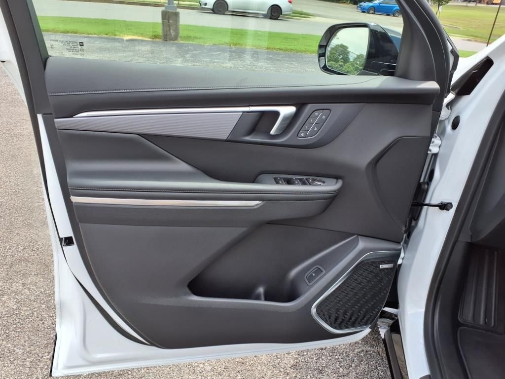 2026 Buick Enclave Sport Touring Image 16 of 16