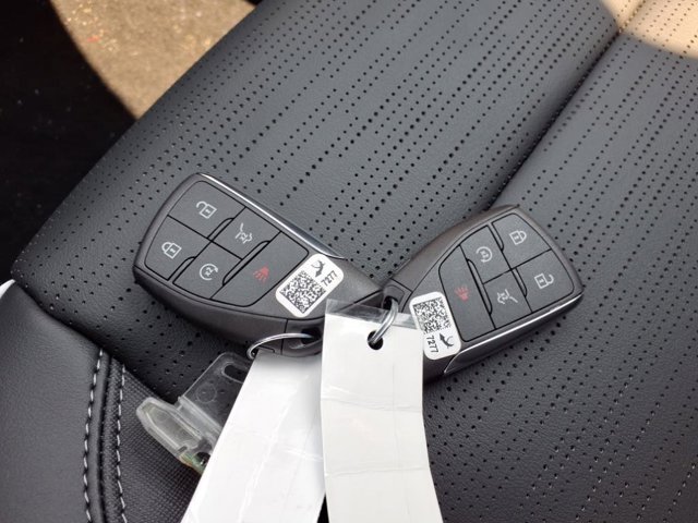 Vehicle image 15 of 29