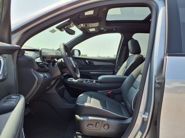 Vehicle image 9 of 29