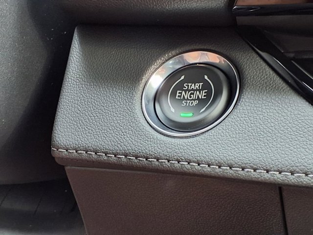Vehicle image 20 of 29