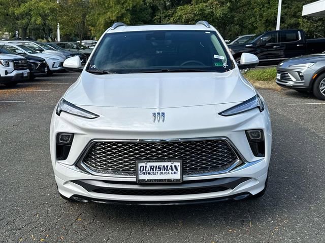 2026 Buick Encore GX Avenir Image 2 of 18