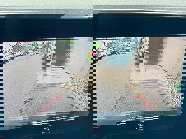 Vehicle image 29 of 43