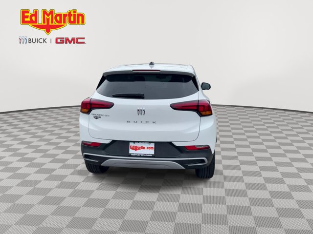 Vehicle image 7 of 43