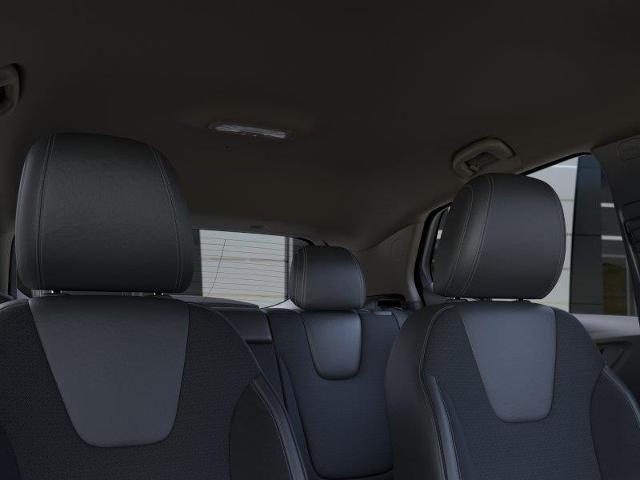 Vehicle image 14 of 24