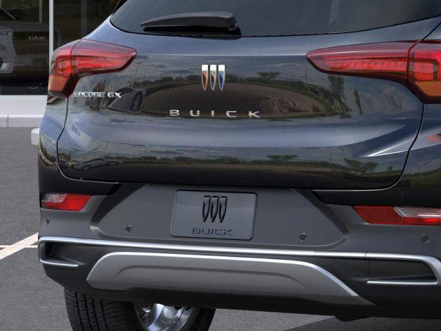 Vehicle image 8 of 24