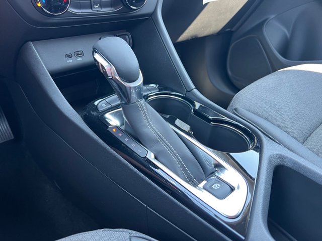 Vehicle image 12 of 24
