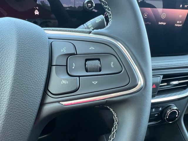 Vehicle image 22 of 25