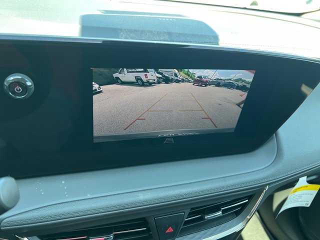 Vehicle image 11 of 25