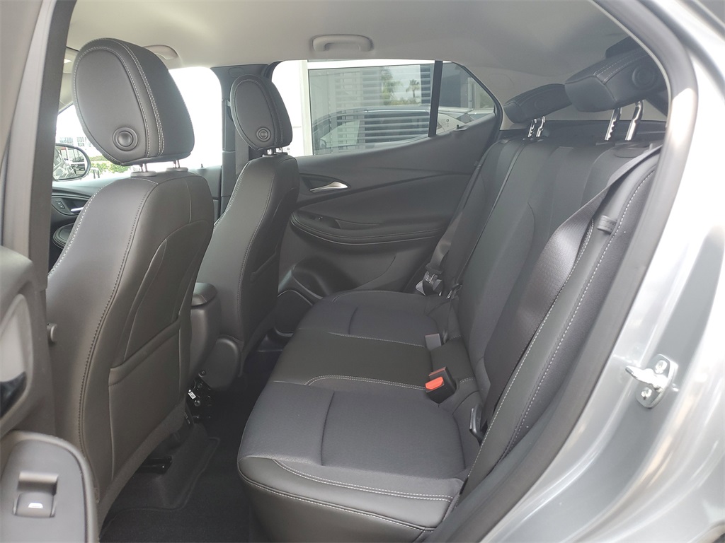 Vehicle image 10 of 15