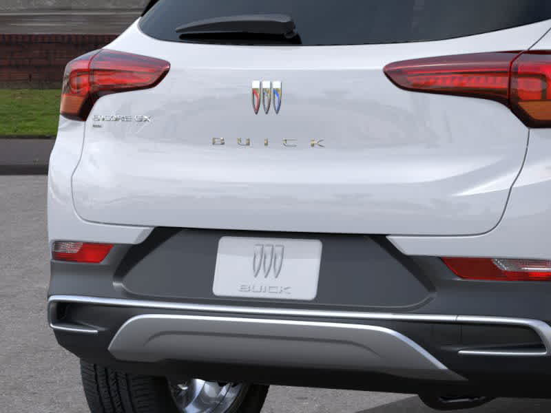 Vehicle image 23 of 24