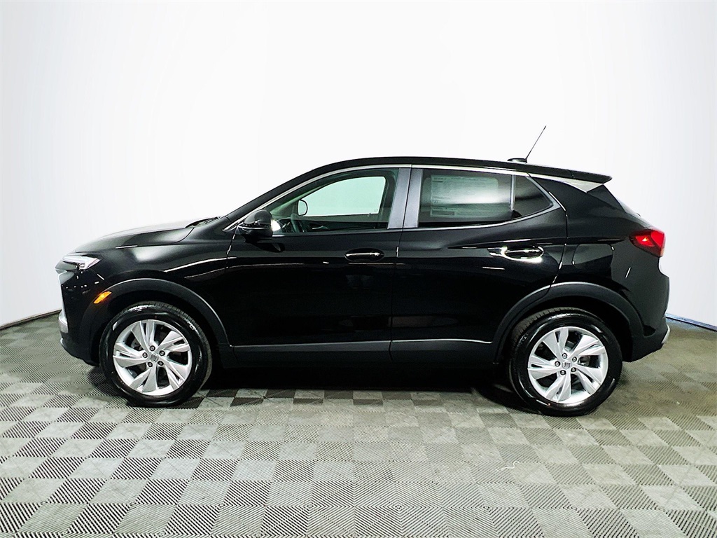 Vehicle image 8 of 31