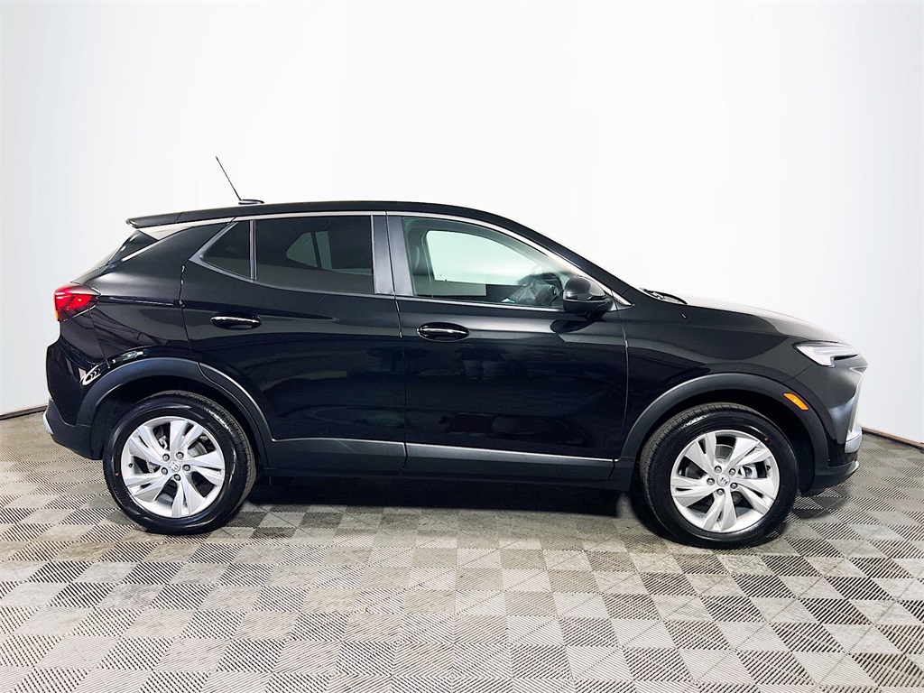 Vehicle image 4 of 31