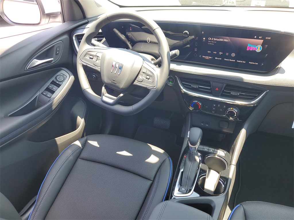 Vehicle image 11 of 22