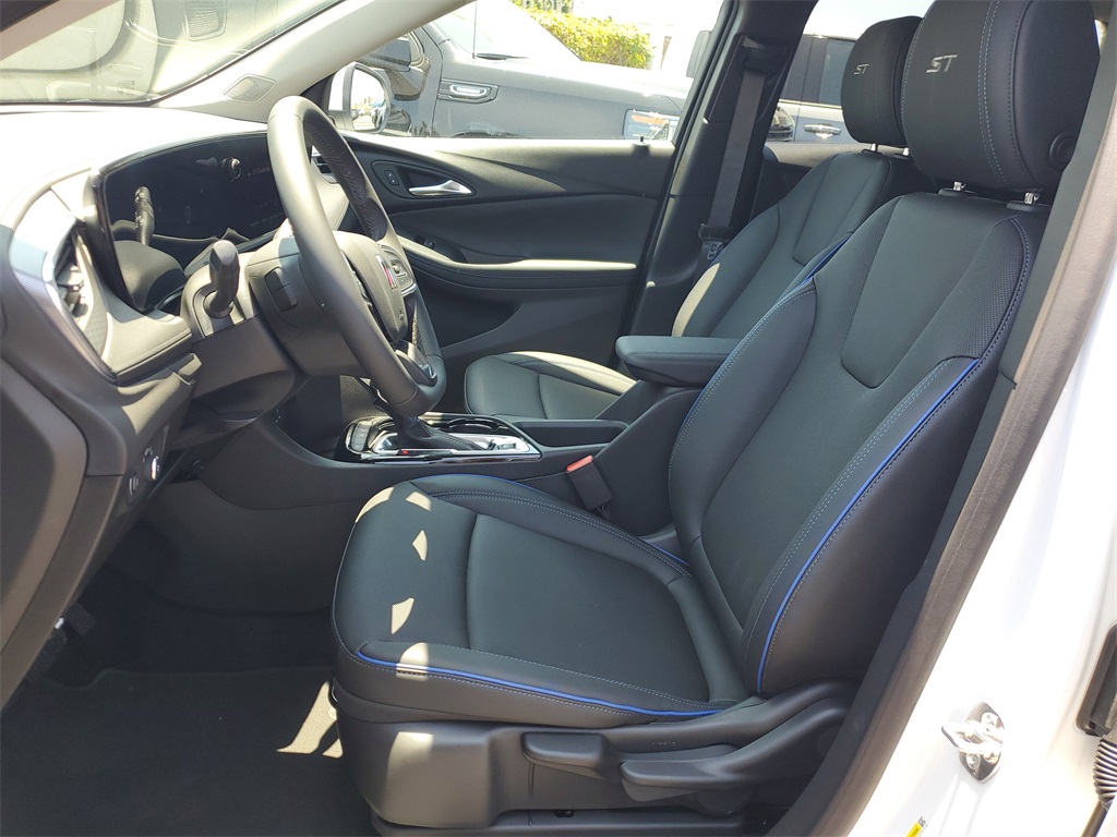 Vehicle image 7 of 22