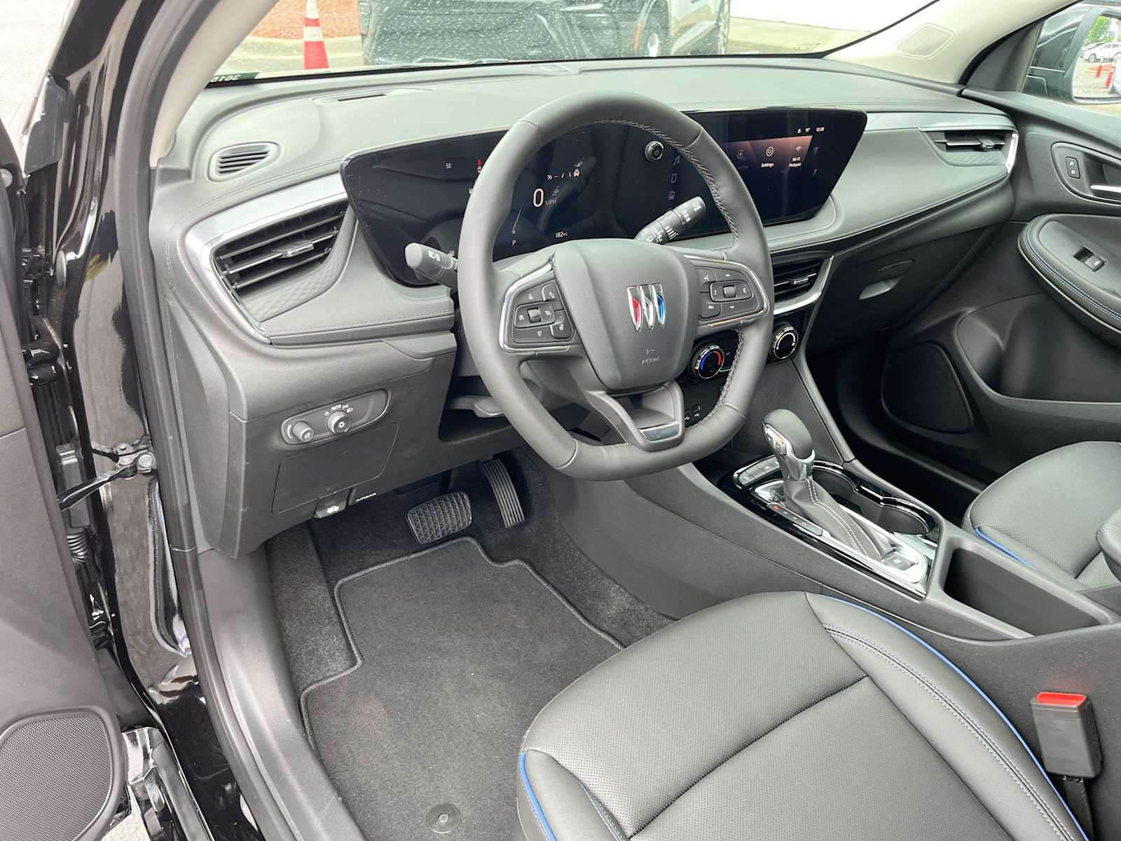 2026 Buick Encore GX Sport Touring Image 14 of 24