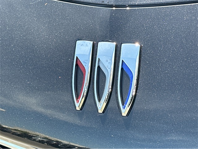 Vehicle image 18 of 20