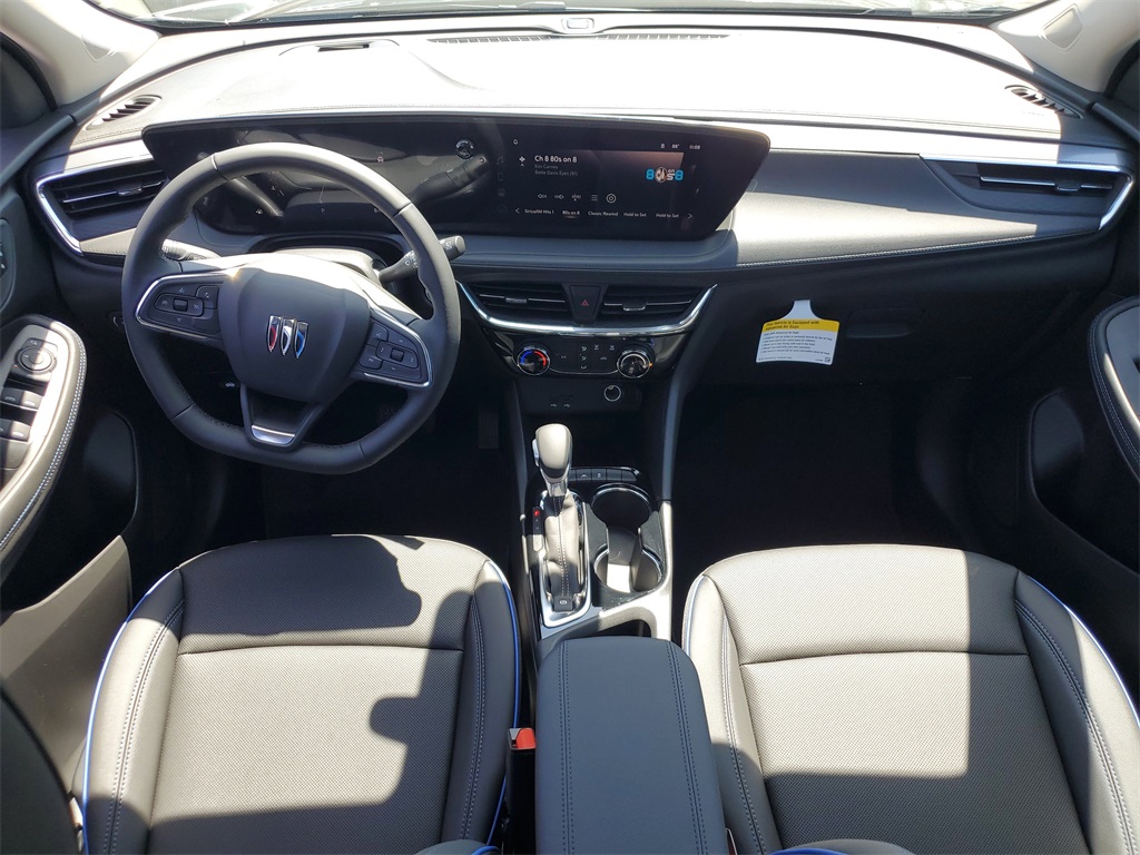 Vehicle image 10 of 18