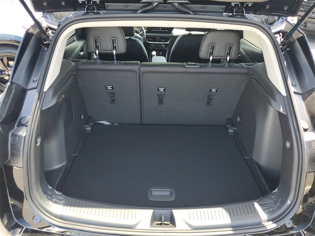 Vehicle image 6 of 18