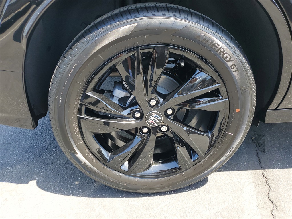 Vehicle image 5 of 18