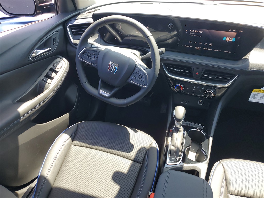 Vehicle image 9 of 18