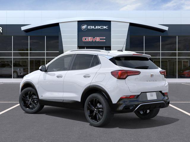 Vehicle image 8 of 24