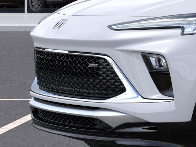 Vehicle image 13 of 24