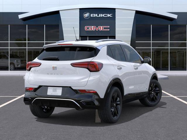 Vehicle image 7 of 24