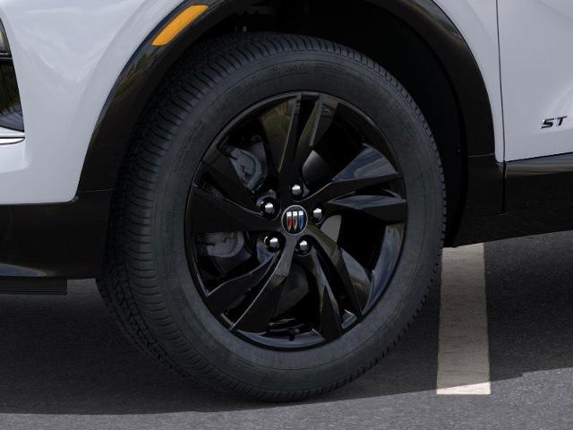 Vehicle image 9 of 24
