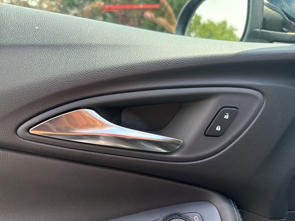 2026 Buick Encore GX Sport Touring Image 23 of 51