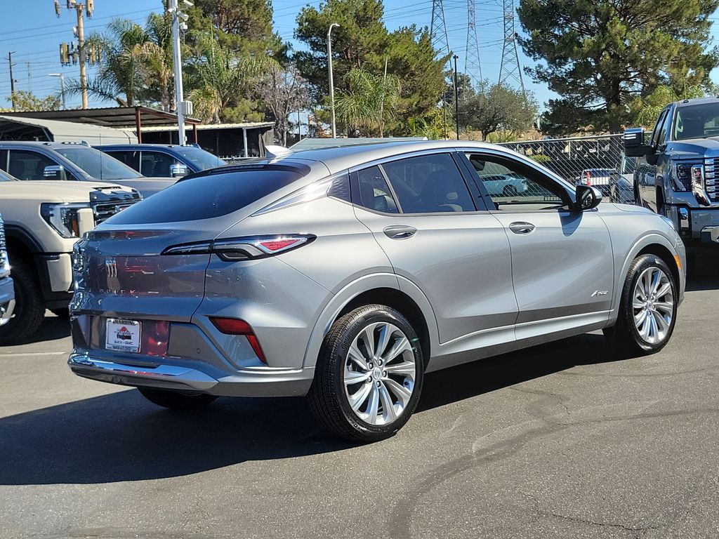 2026 Buick Envista Avenir Image 3 of 17