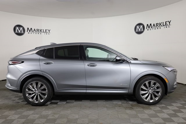 2026 Buick Envista Avenir Image 9 of 43