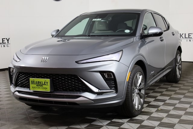 2026 Buick Envista Avenir Image 3 of 43