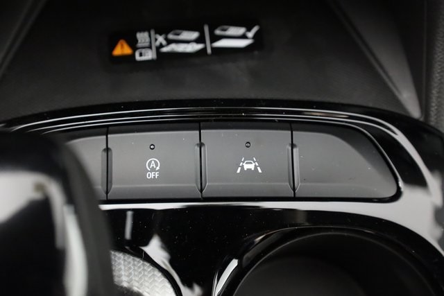 2026 Buick Envista Avenir Image 27 of 43