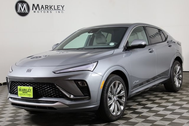 2026 Buick Envista Avenir Image 1 of 43