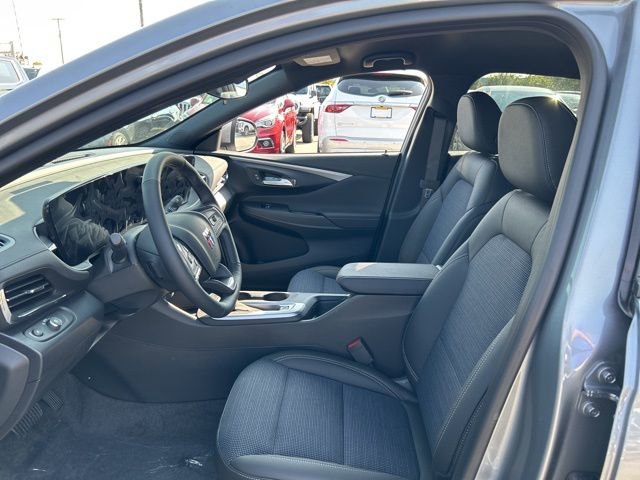 2026 Buick Envista Preferred Image 13 of 34