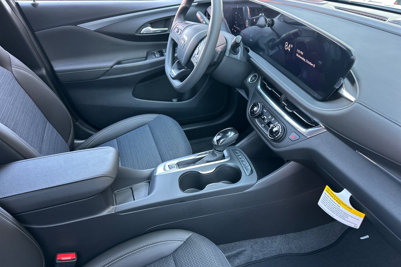 2026 Buick Envista Preferred Image 16 of 32