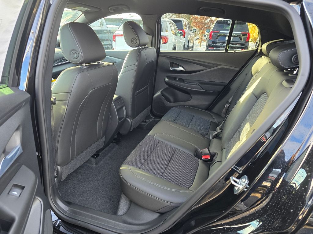 2026 Buick Envista Preferred Image 12 of 30