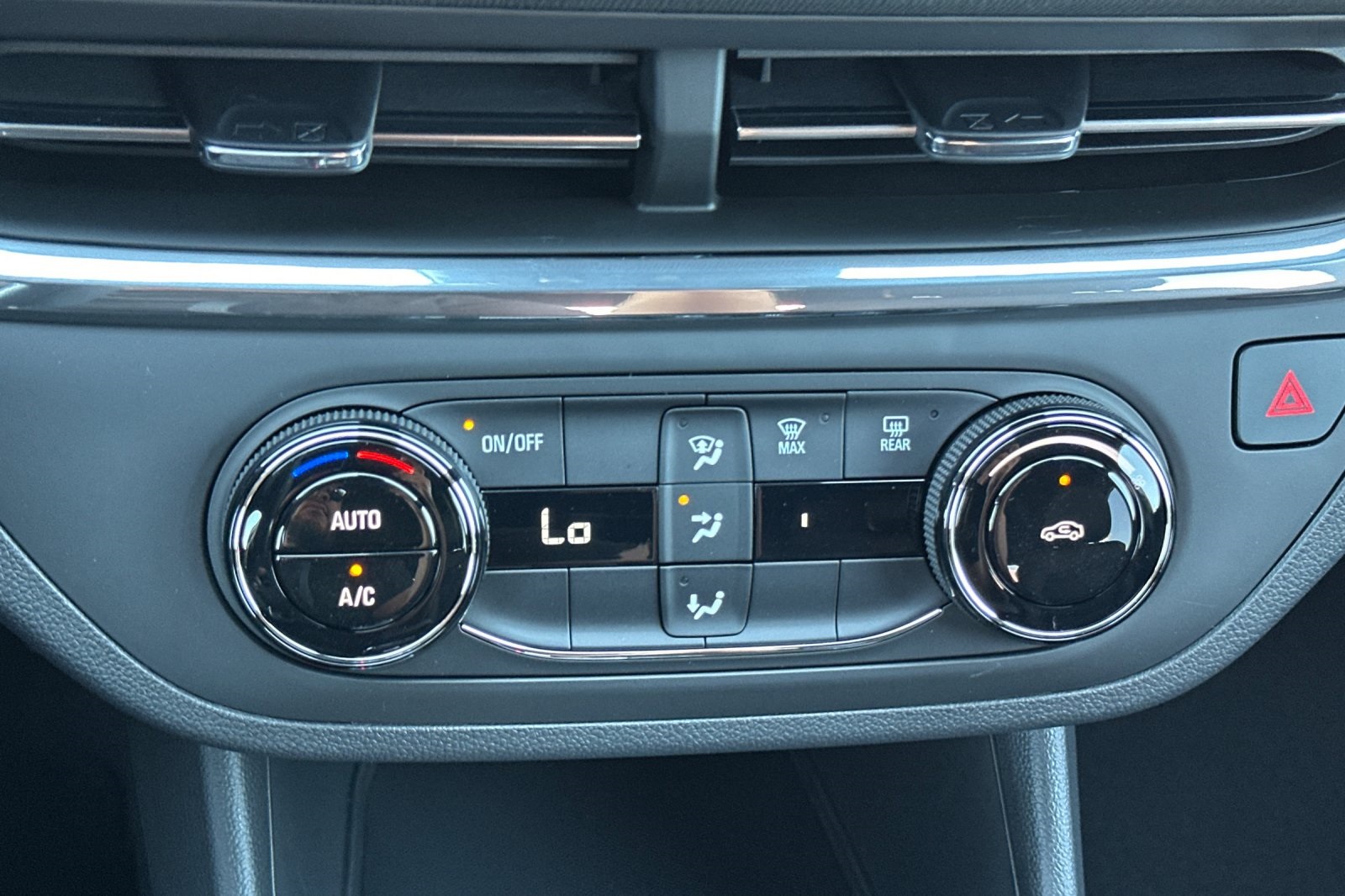 2026 Buick Envista Preferred Image 20 of 32