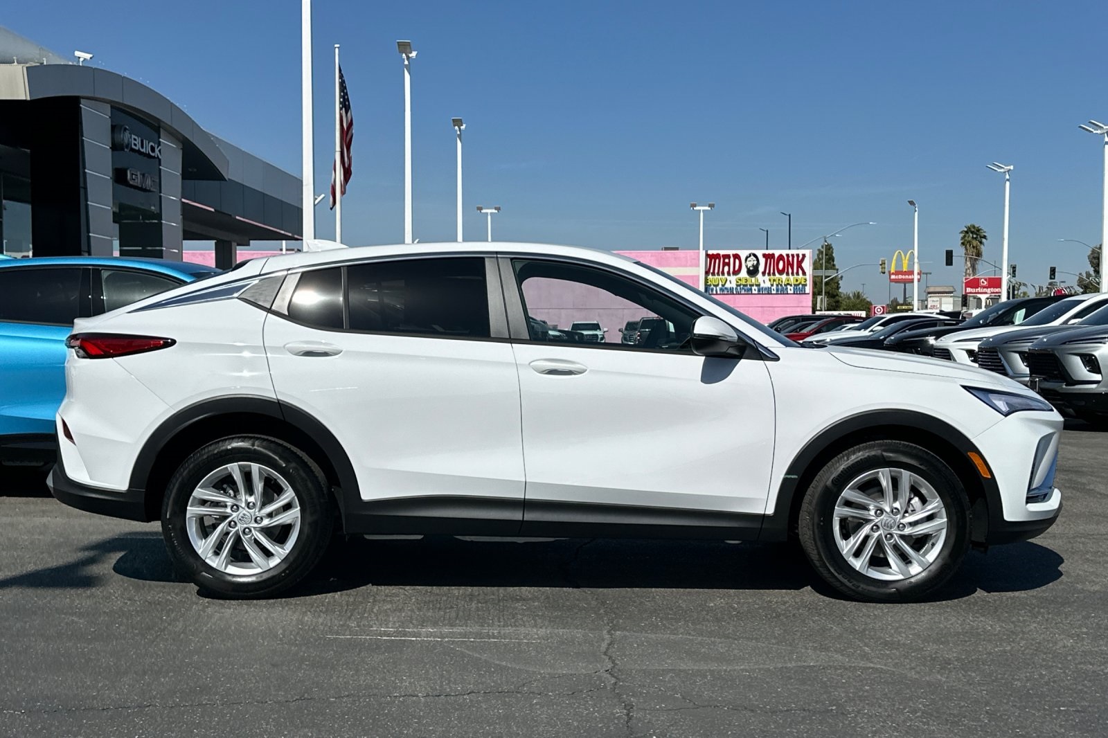 2026 Buick Envista Preferred Image 4 of 32