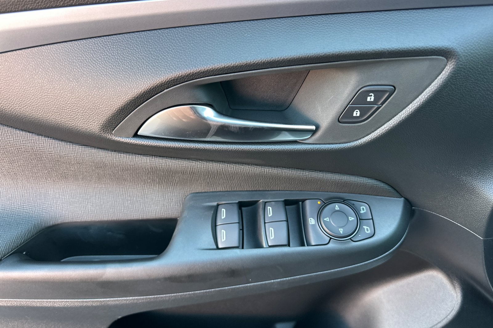 2026 Buick Envista Preferred Image 19 of 32