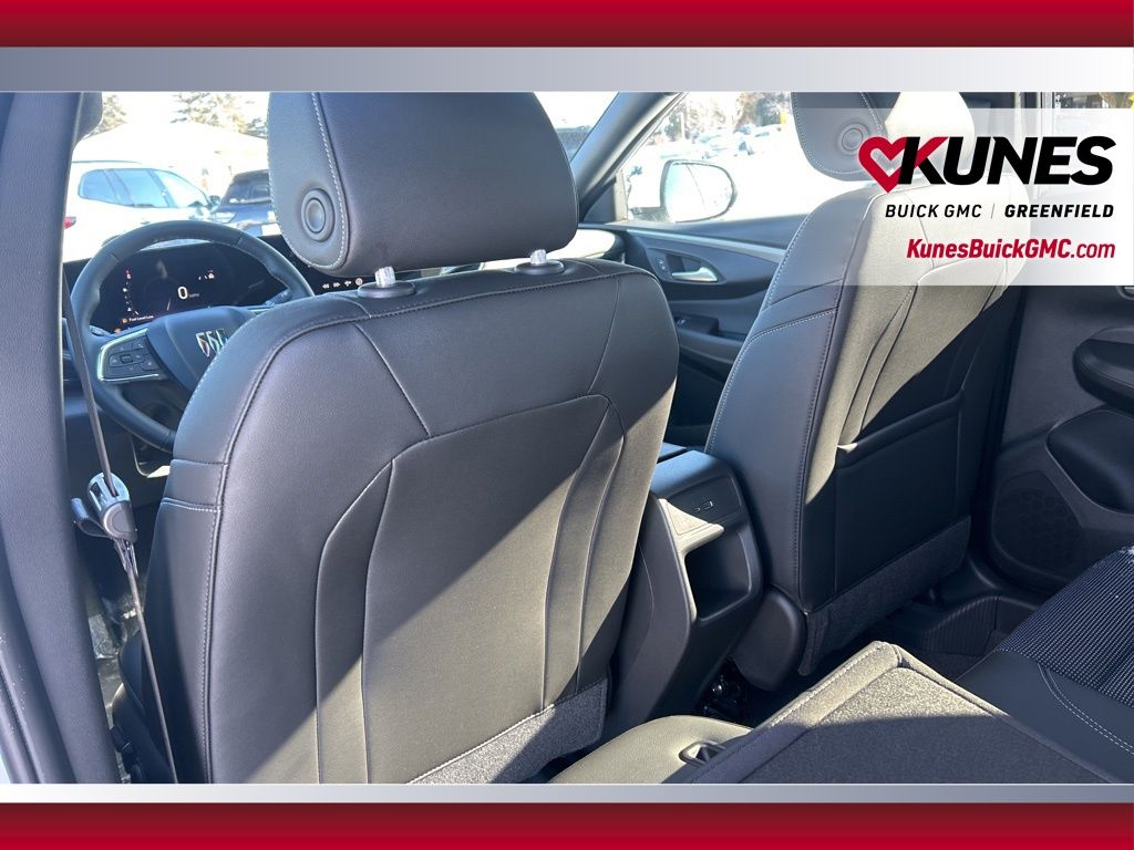 2026 Buick Envista Preferred Image 15 of 35