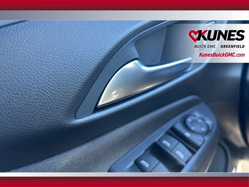 2026 Buick Envista Preferred Image 25 of 35