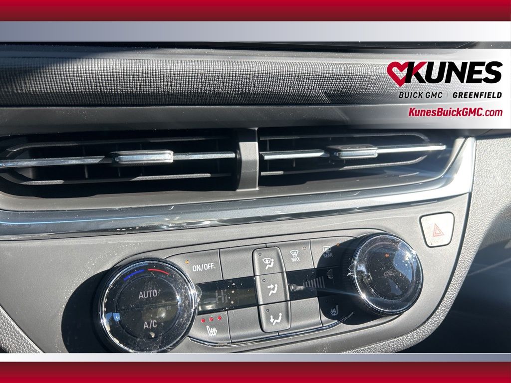 2026 Buick Envista Preferred Image 28 of 35