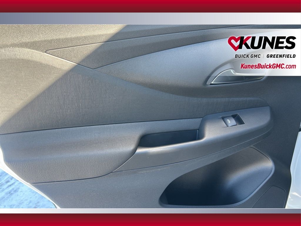 2026 Buick Envista Preferred Image 18 of 35