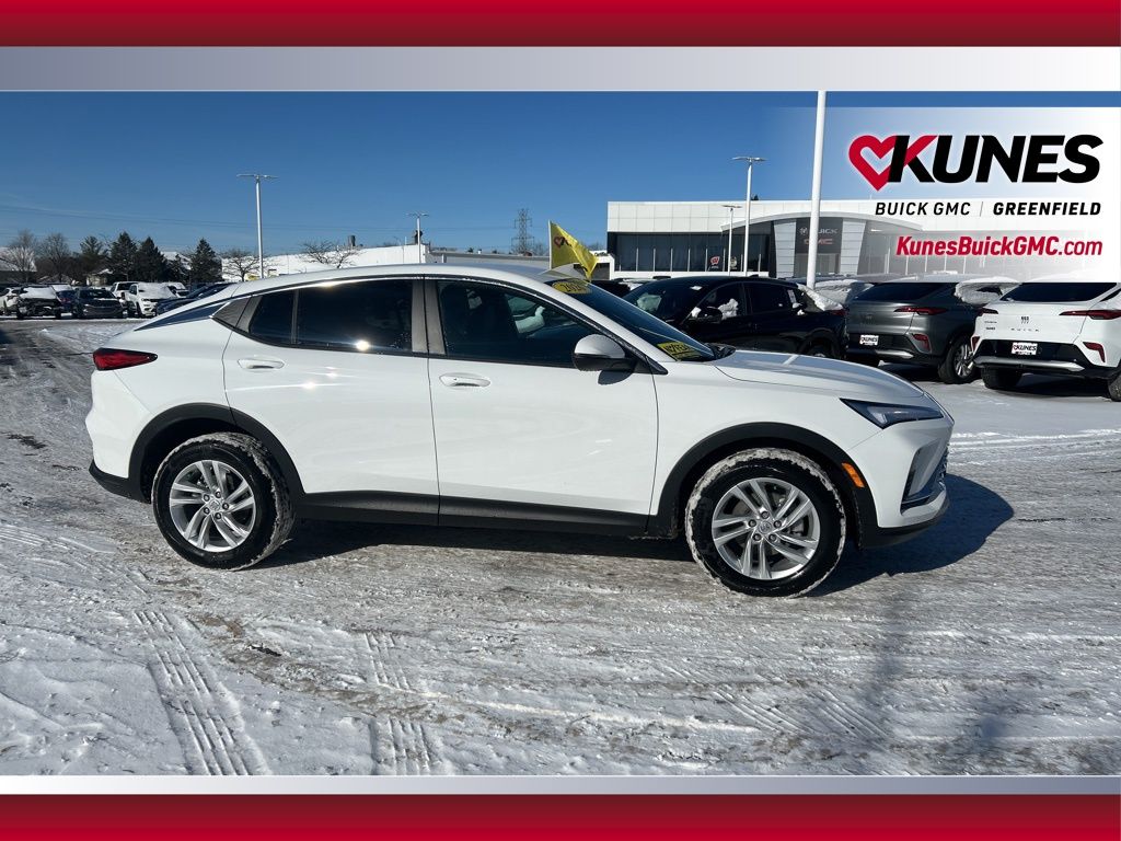 2026 Buick Envista Preferred Image 5 of 35