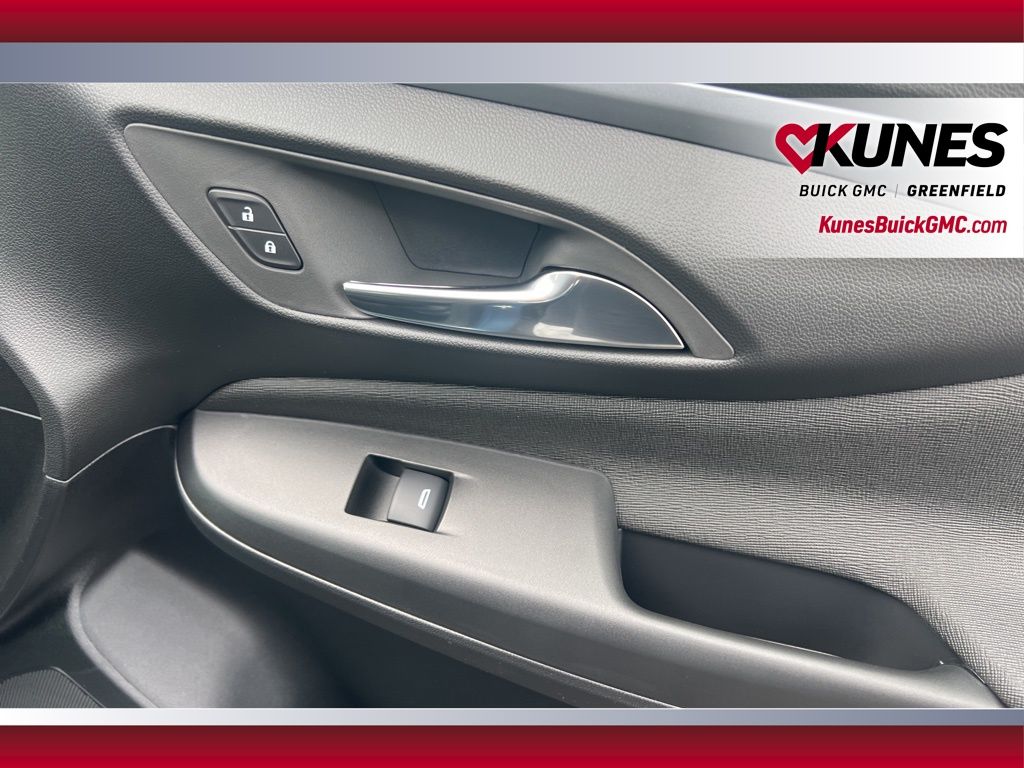 2026 Buick Envista Preferred Image 34 of 50